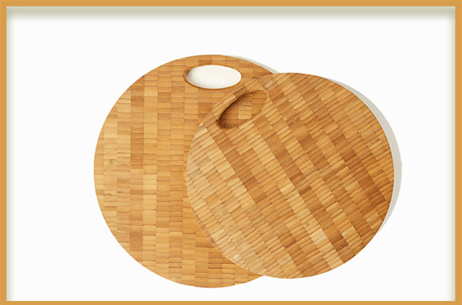 BambooMake.cn Round Natural Spliced Bamboo Cutting Board with Hanging Hole